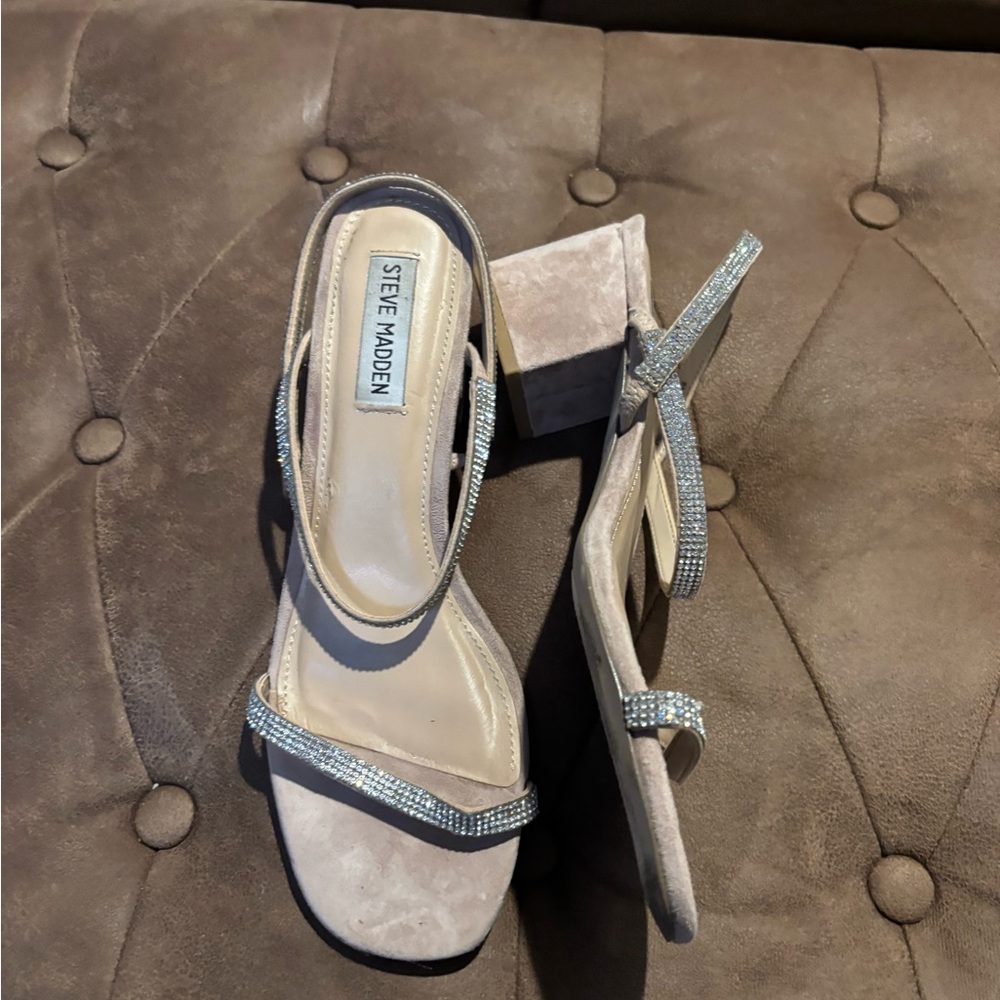 Steve Madden Beige Rhinestone Heels - Picture 4 of 4
